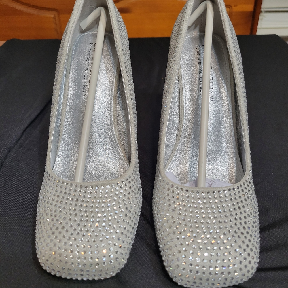 Cape Robbin Silver Crystal Embellished High Heel Pumps - Picture 3 of 5